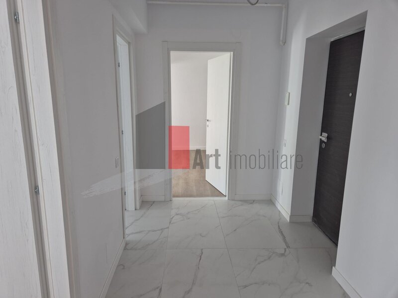 Doua camere, apartament in Cartier Solar